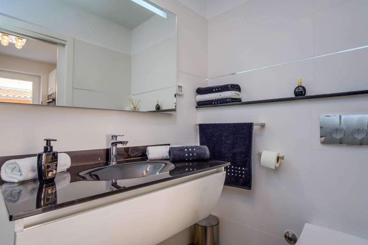 Apartamento Leonida Mali Lošinj Exterior foto