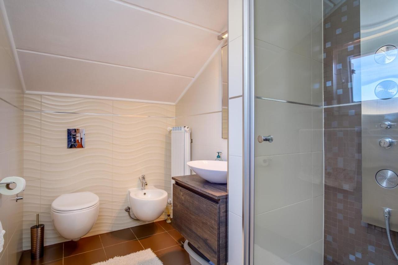 Apartamento Leonida Mali Lošinj Exterior foto