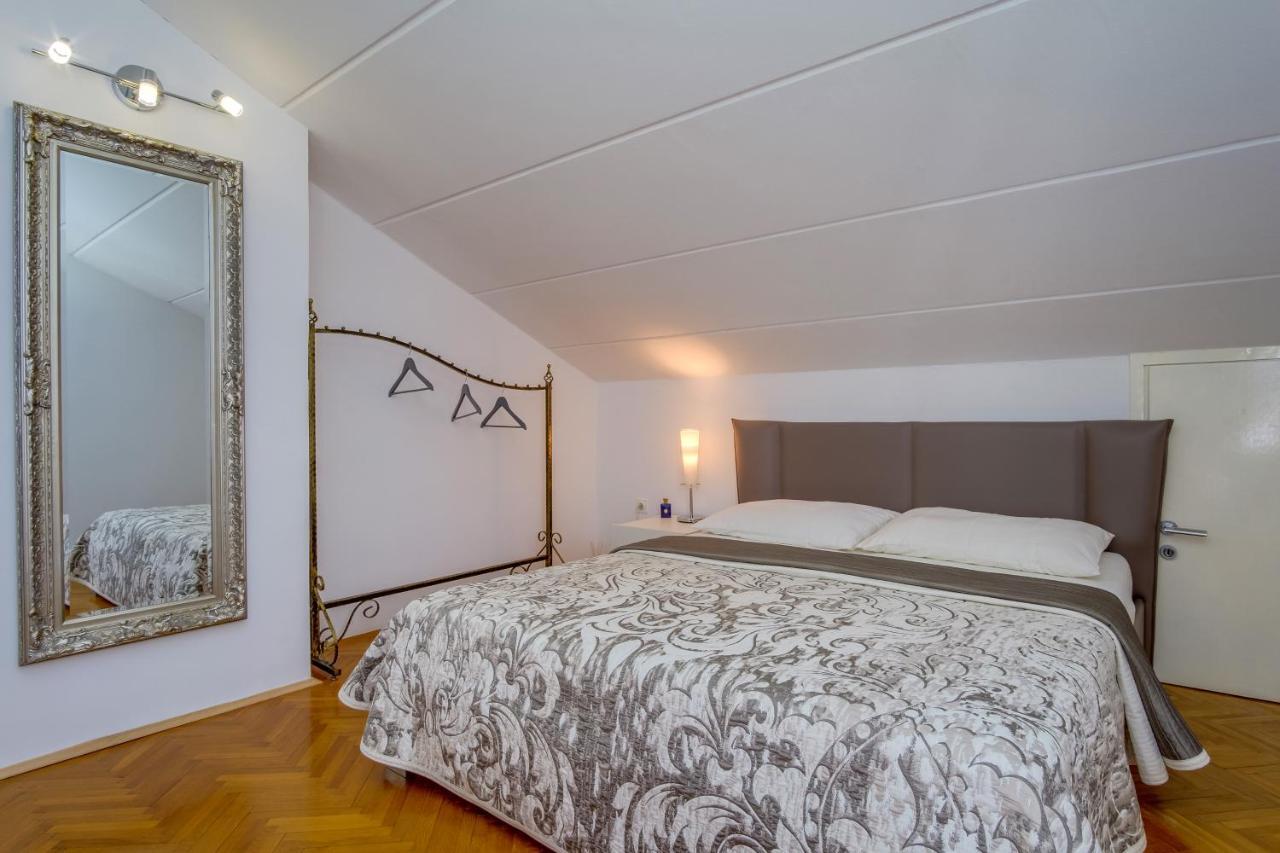 Apartamento Leonida Mali Lošinj Exterior foto