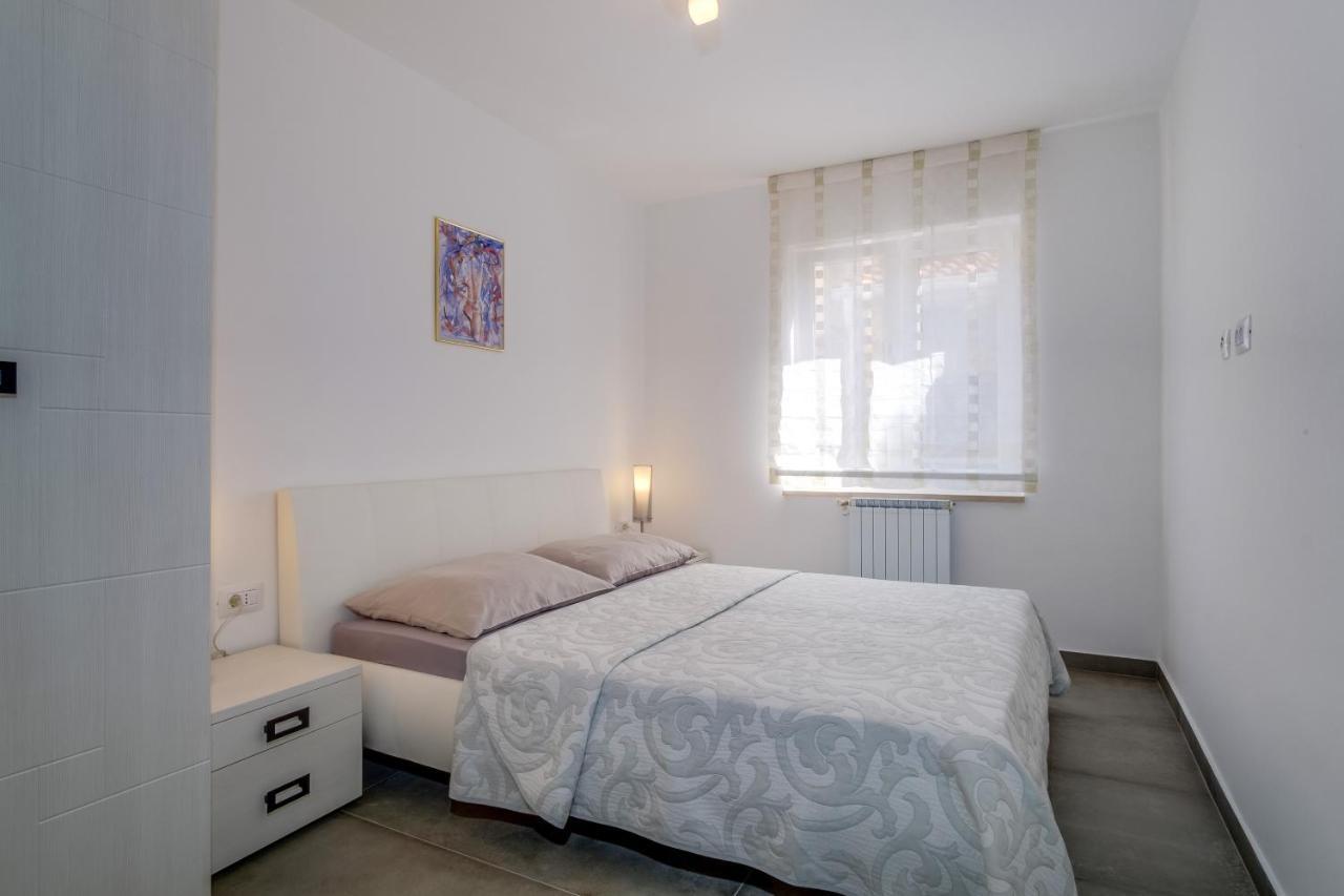Apartamento Leonida Mali Lošinj Exterior foto