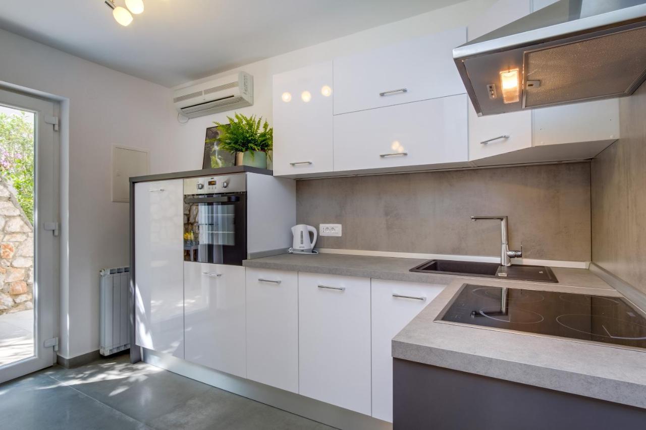 Apartamento Leonida Mali Lošinj Exterior foto