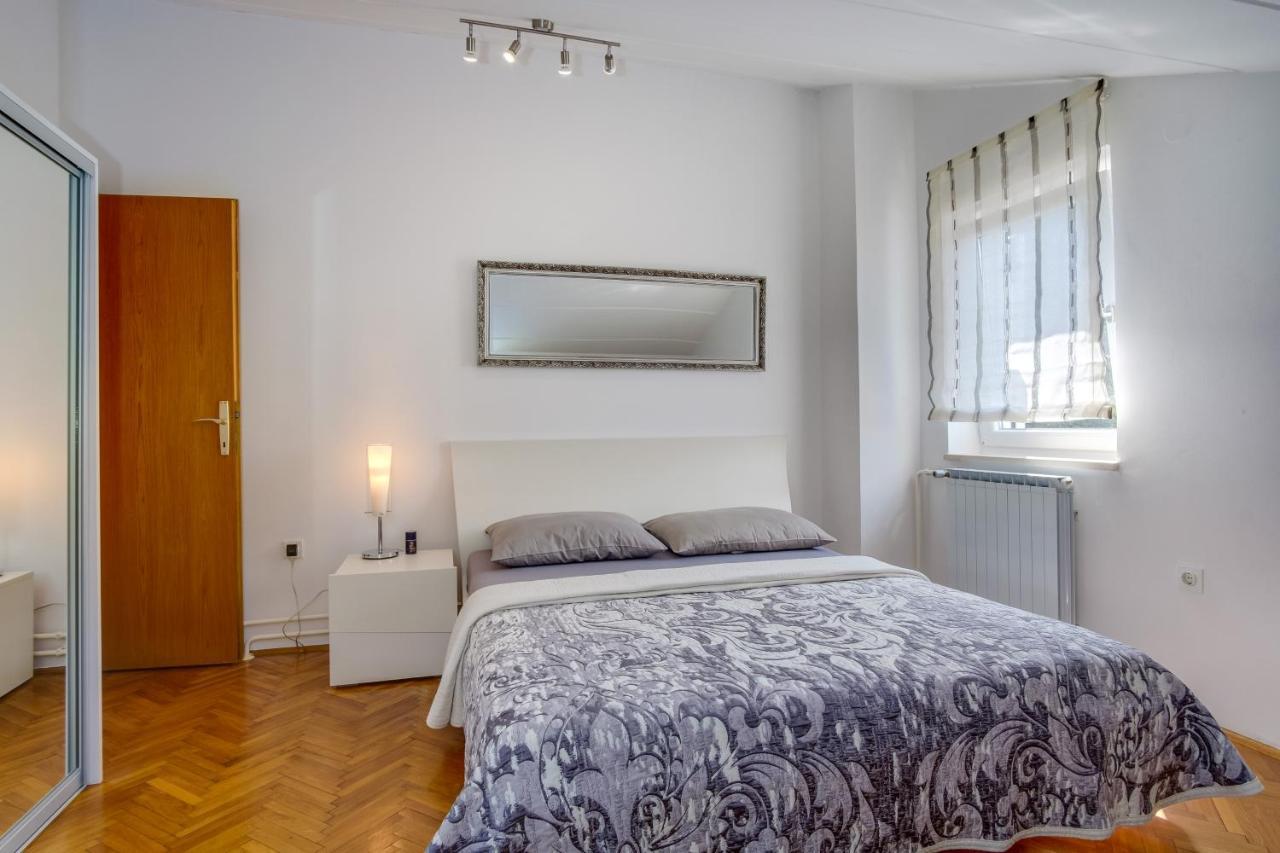 Apartamento Leonida Mali Lošinj Exterior foto