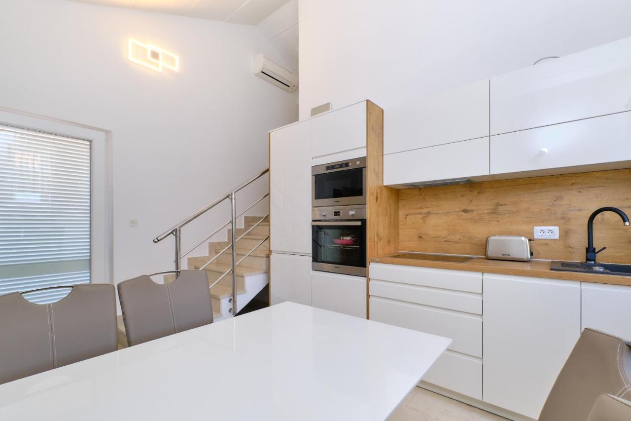 Apartamento Leonida Mali Lošinj Exterior foto